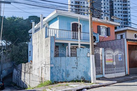 Casa à venda com 163m², 3 quartos e 4 vagasFachada