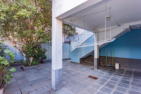 Casa à venda com 163m², 3 quartos e 4 vagasQuintal