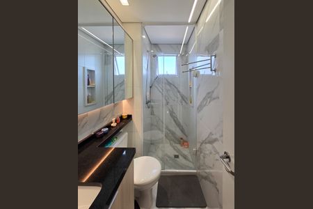 Apartamento à venda com 53m², 2 quartos e 1 vaga Apartamento à venda com 53m², 2 quartos e 1 vagaBanheiro Social