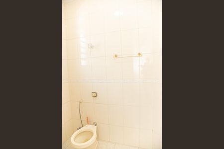 Casa para alugar com 195m², 4 quartos e 1 vaga Casa para alugar com 195m², 4 quartos e 1 vagaBanheiro