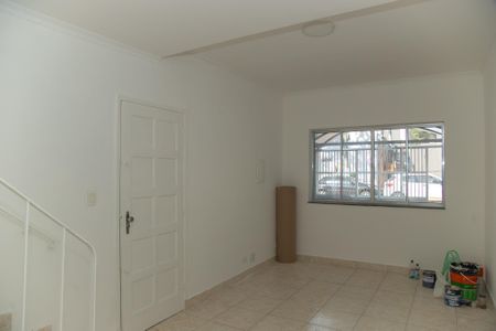 Casa para alugar com 195m², 4 quartos e 1 vaga Casa para alugar com 195m², 4 quartos e 1 vagaSala