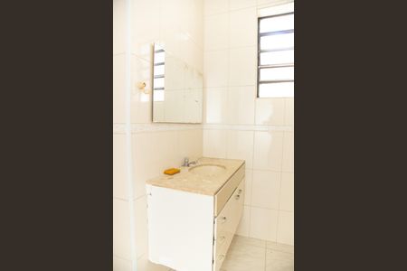 Casa para alugar com 195m², 4 quartos e 1 vaga Casa para alugar com 195m², 4 quartos e 1 vagaBanheiro