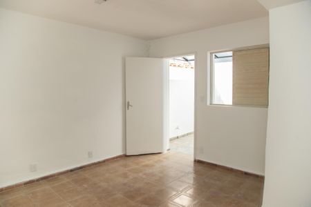 Casa para alugar com 195m², 4 quartos e 1 vaga Casa para alugar com 195m², 4 quartos e 1 vaga Suíte