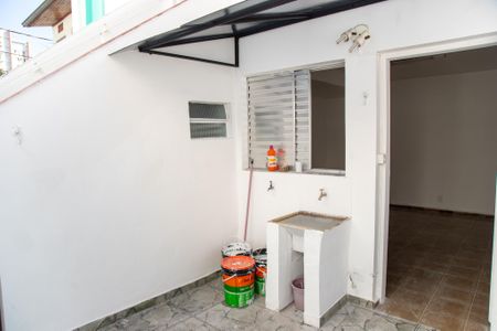 Casa para alugar com 195m², 4 quartos e 1 vaga Casa para alugar com 195m², 4 quartos e 1 vagaÁrea de Serviço