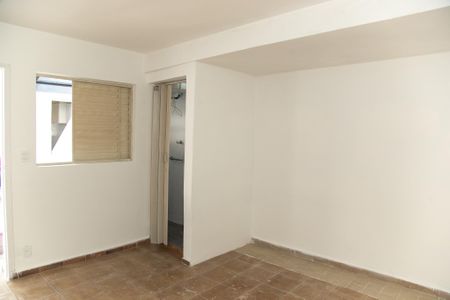 Casa para alugar com 195m², 4 quartos e 1 vaga Casa para alugar com 195m², 4 quartos e 1 vagaSala