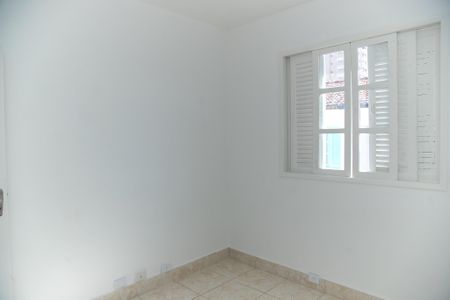 Casa para alugar com 195m², 4 quartos e 1 vaga Casa para alugar com 195m², 4 quartos e 1 vagaQuarto 2