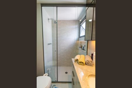 Apartamento à venda com 115m², 3 quartos e 2 vagasBanheiro da Suíte 1 Detalhe