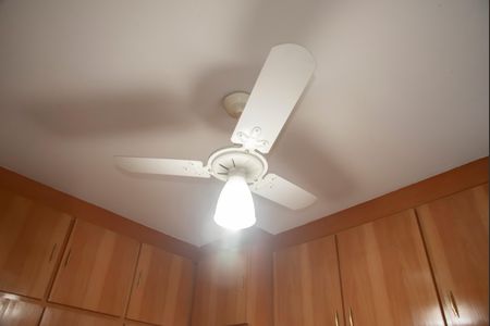 Apartamento à venda com 75m², 2 quartos e 2 vagasSuíte