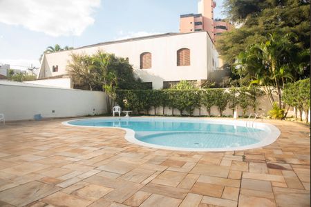 Apartamento à venda com 75m², 2 quartos e 2 vagasÁrea comum - Piscina