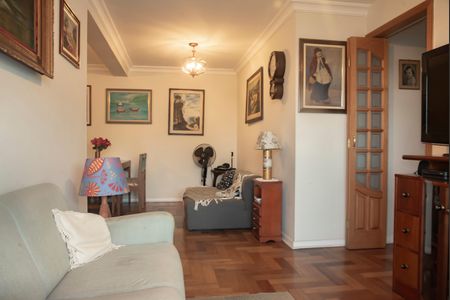Apartamento à venda com 75m², 2 quartos e 2 vagasSala