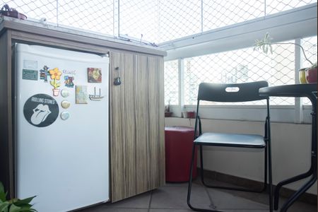 Apartamento à venda com 75m², 2 quartos e 2 vagasVaranda