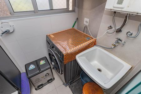 Apartamento à venda com 61m², 3 quartos e 1 vagaÁrea de Serviço