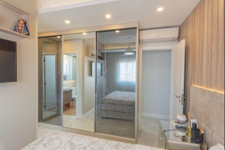 Apartamento à venda com 75m², 2 quartos e 2 vagas Apartamento à venda com 75m², 2 quartos e 2 vagasSuíte 1