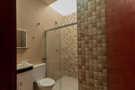 Casa para alugar com 72m², 2 quartos e 1 vaga Casa para alugar com 72m², 2 quartos e 1 vagaBanheiro