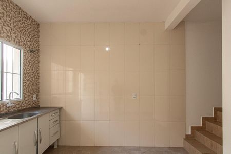 Casa para alugar com 72m², 2 quartos e 1 vaga Casa para alugar com 72m², 2 quartos e 1 vagaCozinha