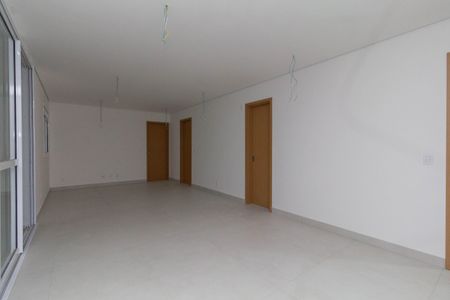 Apartamento para alugar com 81m², 2 quartos e 2 vagasSala e Cozinha