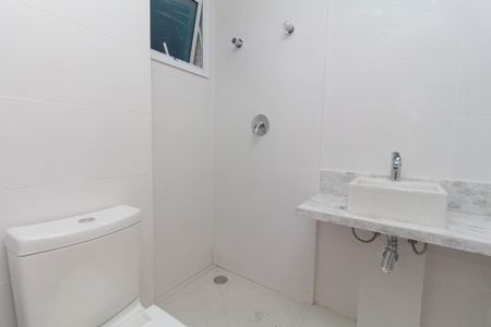 Apartamento para alugar com 81m², 2 quartos e 2 vagasBanheiro do Quarto 2