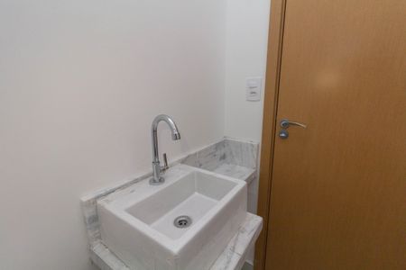 Apartamento à venda com 81m², 2 quartos e 2 vagas Apartamento à venda com 81m², 2 quartos e 2 vagasLavabo