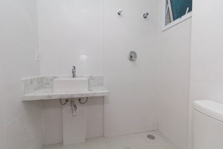 Apartamento à venda com 81m², 2 quartos e 2 vagas Apartamento à venda com 81m², 2 quartos e 2 vagasBanheiro Suíte 2