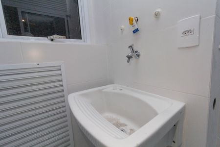 Apartamento à venda com 81m², 2 quartos e 2 vagas Apartamento à venda com 81m², 2 quartos e 2 vagasÁrea de Serviço