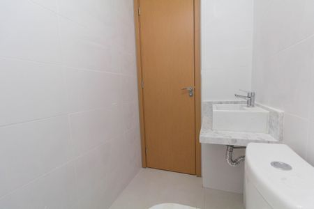 Apartamento à venda com 81m², 2 quartos e 2 vagas Apartamento à venda com 81m², 2 quartos e 2 vagasBanheiro Suíte 1