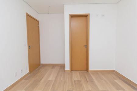 Apartamento à venda com 81m², 2 quartos e 2 vagas Apartamento à venda com 81m², 2 quartos e 2 vagasSuíte 2