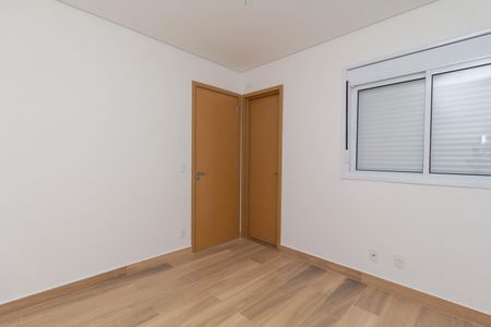 Apartamento à venda com 81m², 2 quartos e 2 vagasQuarto 1