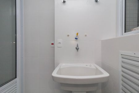 Apartamento à venda com 81m², 2 quartos e 2 vagasÁrea de Serviço