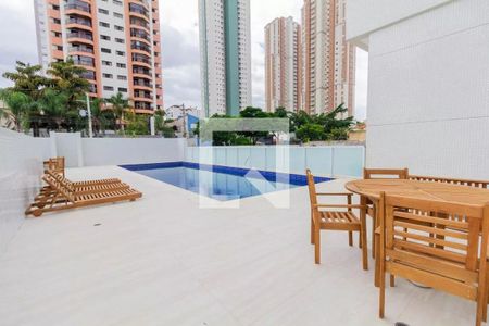 Apartamento à venda com 81m², 2 quartos e 2 vagasÁrea comum - Piscina