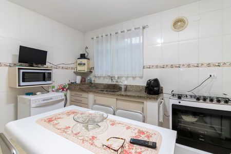 Casa à venda com 299m², 3 quartos e 1 vaga Casa à venda com 299m², 3 quartos e 1 vagaCozinha