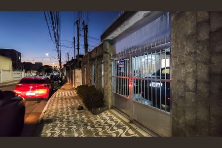 Casa à venda com 299m², 3 quartos e 1 vaga Casa à venda com 299m², 3 quartos e 1 vagaFachada