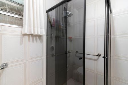 Casa à venda com 299m², 3 quartos e 1 vaga Casa à venda com 299m², 3 quartos e 1 vagaBanheiro