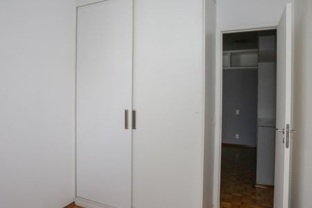 Apartamento à venda com 93m², 3 quartos e 2 vagas Apartamento à venda com 93m², 3 quartos e 2 vagasQuarto 2