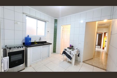Casa para alugar com 96m², 3 quartos e 2 vagas Casa para alugar com 96m², 3 quartos e 2 vagasCozinha