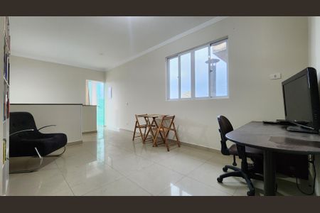 Casa para alugar com 96m², 3 quartos e 2 vagas Casa para alugar com 96m², 3 quartos e 2 vagasSala