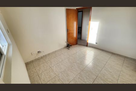 Casa para alugar com 96m², 3 quartos e 2 vagas Casa para alugar com 96m², 3 quartos e 2 vagasSuíte