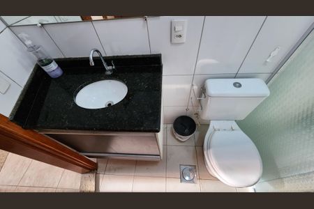 Casa para alugar com 96m², 3 quartos e 2 vagas Casa para alugar com 96m², 3 quartos e 2 vagasBanheiro