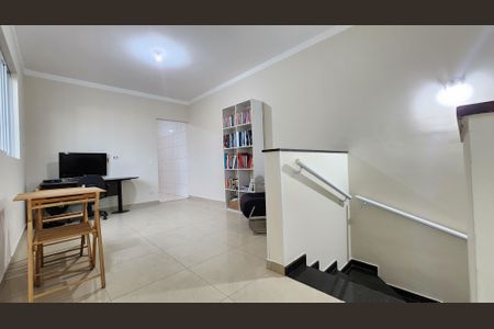 Casa para alugar com 96m², 3 quartos e 2 vagas Casa para alugar com 96m², 3 quartos e 2 vagasSala