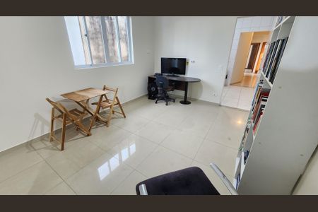 Casa para alugar com 96m², 3 quartos e 2 vagas Casa para alugar com 96m², 3 quartos e 2 vagasSala