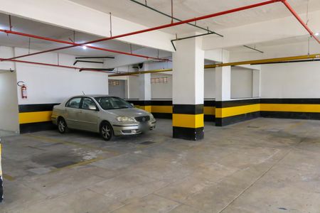 Apartamento à venda com 205m², 3 quartos e 3 vagas Apartamento à venda com 205m², 3 quartos e 3 vagasGaragem