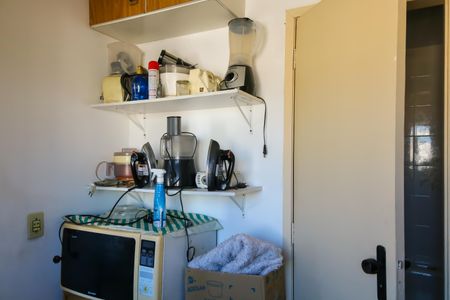 Apartamento à venda com 205m², 3 quartos e 3 vagas Apartamento à venda com 205m², 3 quartos e 3 vagasQuarto de Serviço