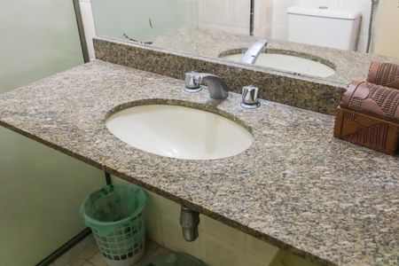 Apartamento à venda com 205m², 3 quartos e 3 vagas Apartamento à venda com 205m², 3 quartos e 3 vagasBanheiro do Quarto Suite