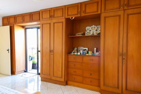 Apartamento à venda com 205m², 3 quartos e 3 vagas Apartamento à venda com 205m², 3 quartos e 3 vagasQuarto Suite da Cobertura