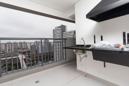 Apartamento para alugar com 125m², 3 quartos e 2 vagasVaranda