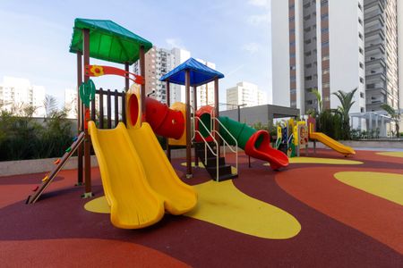 Apartamento para alugar com 125m², 3 quartos e 2 vagasÁrea comum - Playground