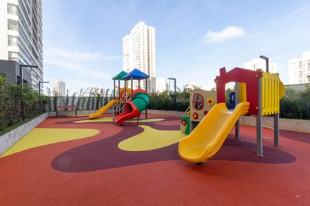 Apartamento para alugar com 125m², 3 quartos e 2 vagasÁrea comum - Playground