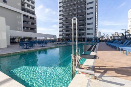 Apartamento para alugar com 125m², 3 quartos e 2 vagasÁrea comum - Piscina