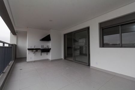 Apartamento para alugar com 125m², 3 quartos e 2 vagasVaranda