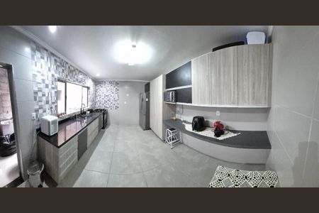 Apartamento à venda com 120m², 3 quartos e 2 vagasCozinha