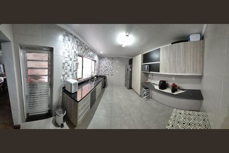 Apartamento à venda com 120m², 3 quartos e 2 vagasCozinha